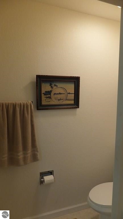 10886 Wildwood Road Interlochen, MI 49643 - Photo 14 of 23 1789445-13.JPG