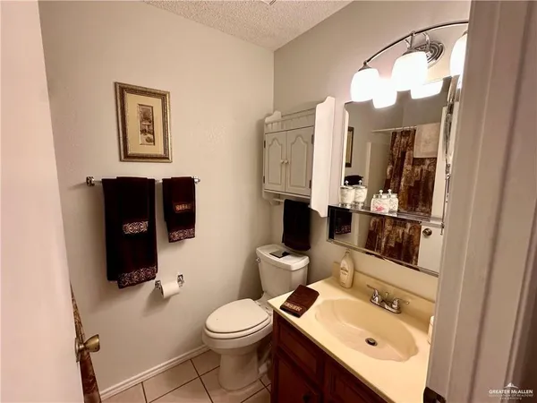 $850 | 1500 Evergreen Avenue, Unit 15, Mission, TX 78572