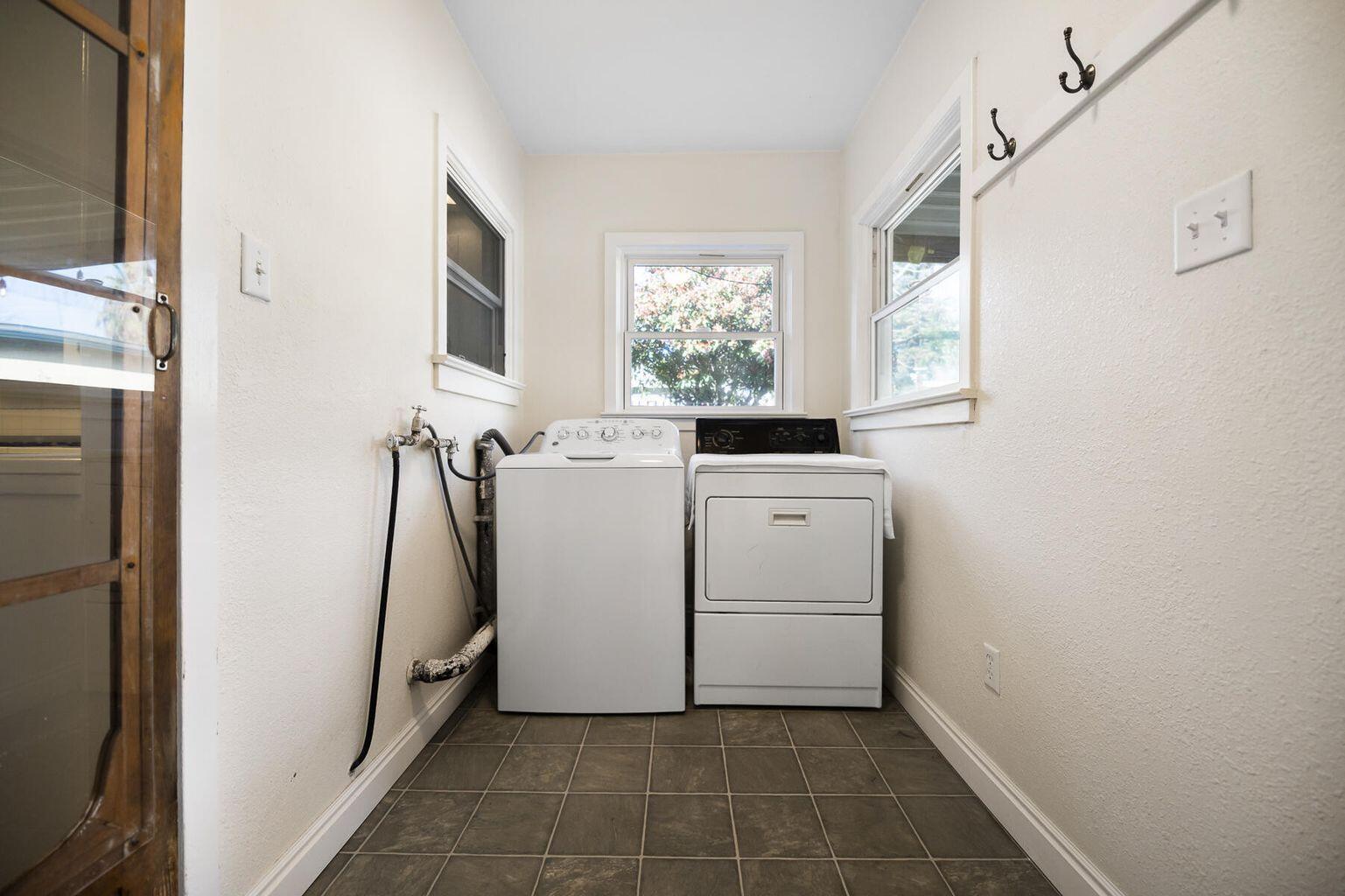 327 Channing Way Exeter, CA 93221 - Photo 38 of 48 20220303172803875102000000-o