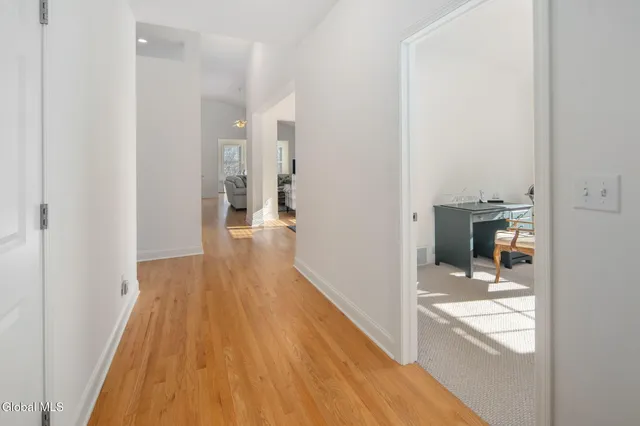 $600,000 | 23 Beacon Drive, Colonie, NY 12189