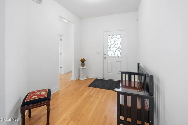 $600,000 | 23 Beacon Drive, Colonie, NY 12189