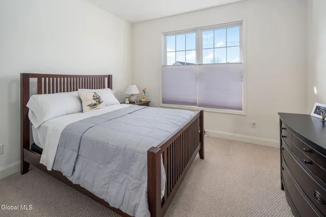 $600,000 | 23 Beacon Drive, Colonie, NY 12189