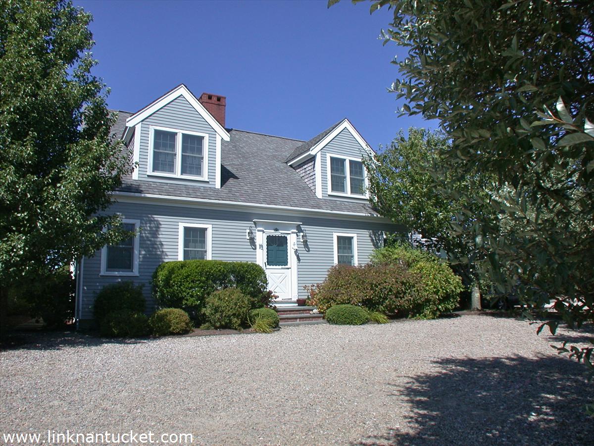 15 Essex Road Nantucket, MA 02554 - Photo 1 of 14 Gallery Image 1