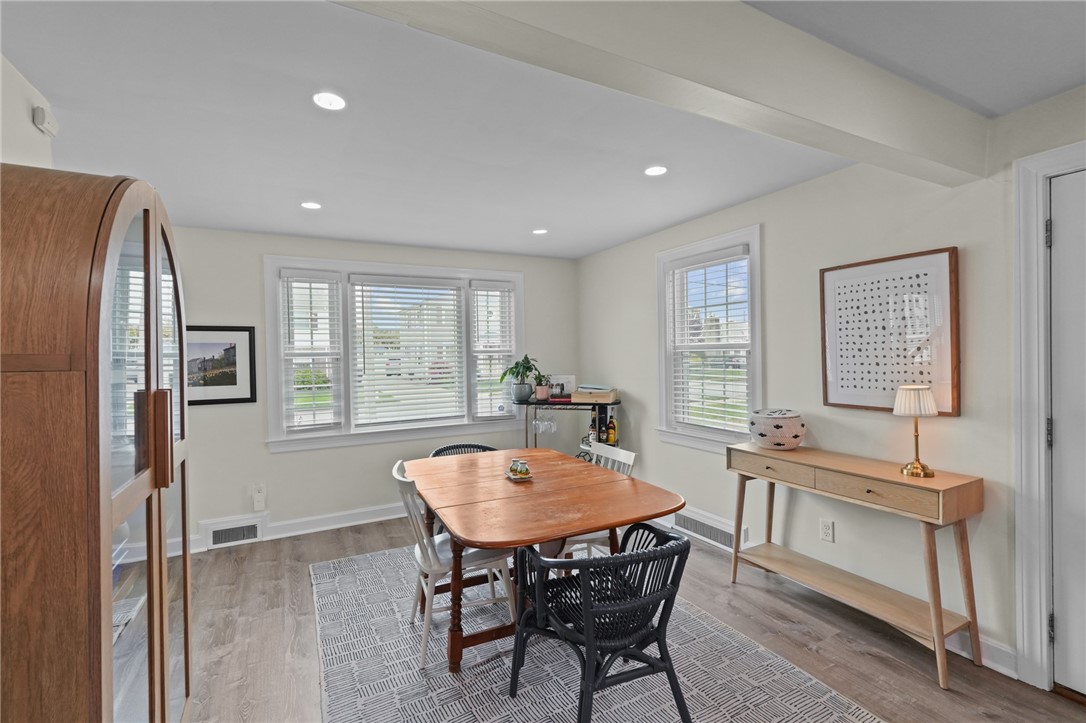 252 Williston Way Pawtucket, RI 02861 - Photo 11 of 27