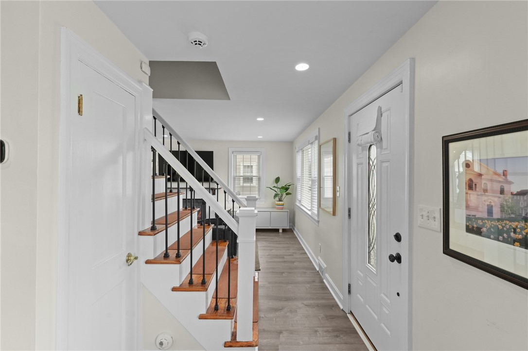 252 Williston Way Pawtucket, RI 02861 - Photo 14 of 27