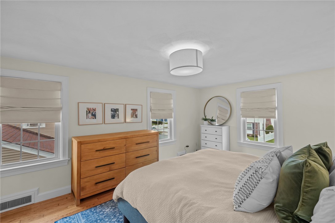 252 Williston Way Pawtucket, RI 02861 - Photo 17 of 27