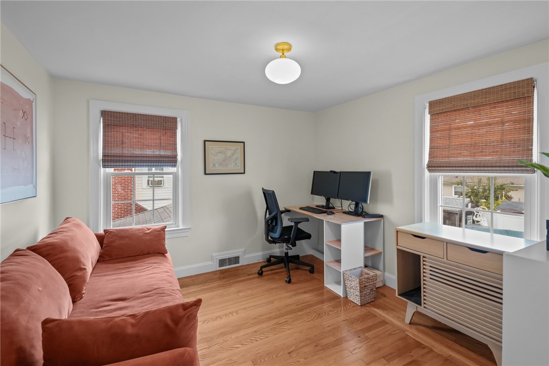 252 Williston Way Pawtucket, RI 02861 - Photo 20 of 27