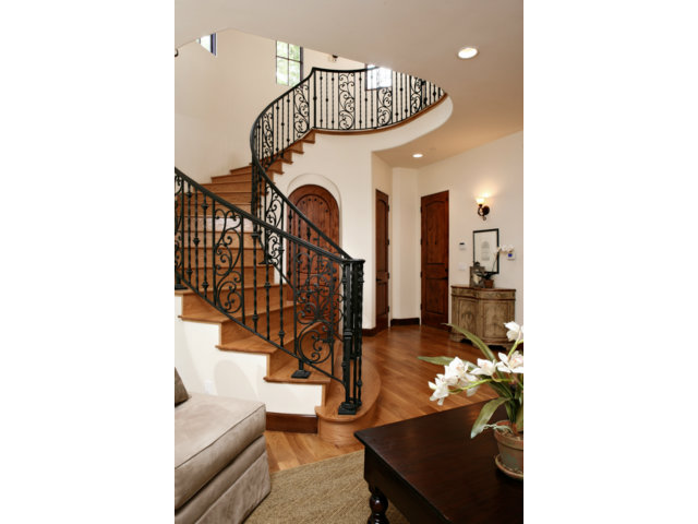 2029 Sharon Road Menlo Park, CA 94025 - Photo 4 of 23 Gallery Image 4