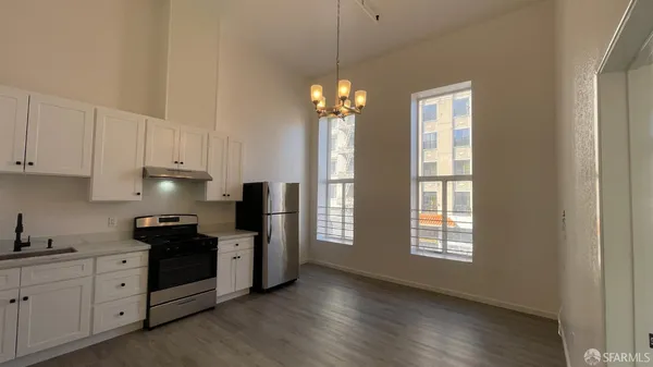 $2,100 | 375 12th Street, Unit 6, Oakland, CA 94607