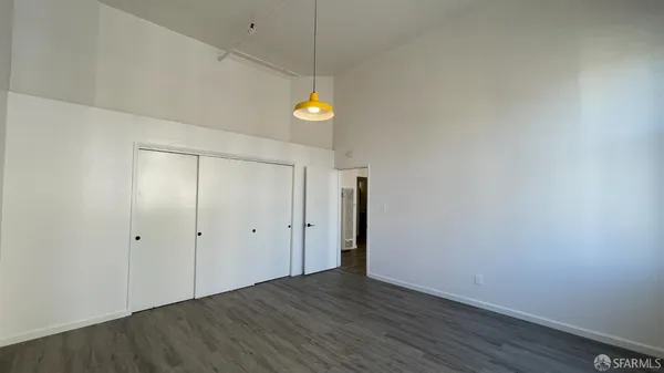 $2,100 | 375 12th Street, Unit 6, Oakland, CA 94607