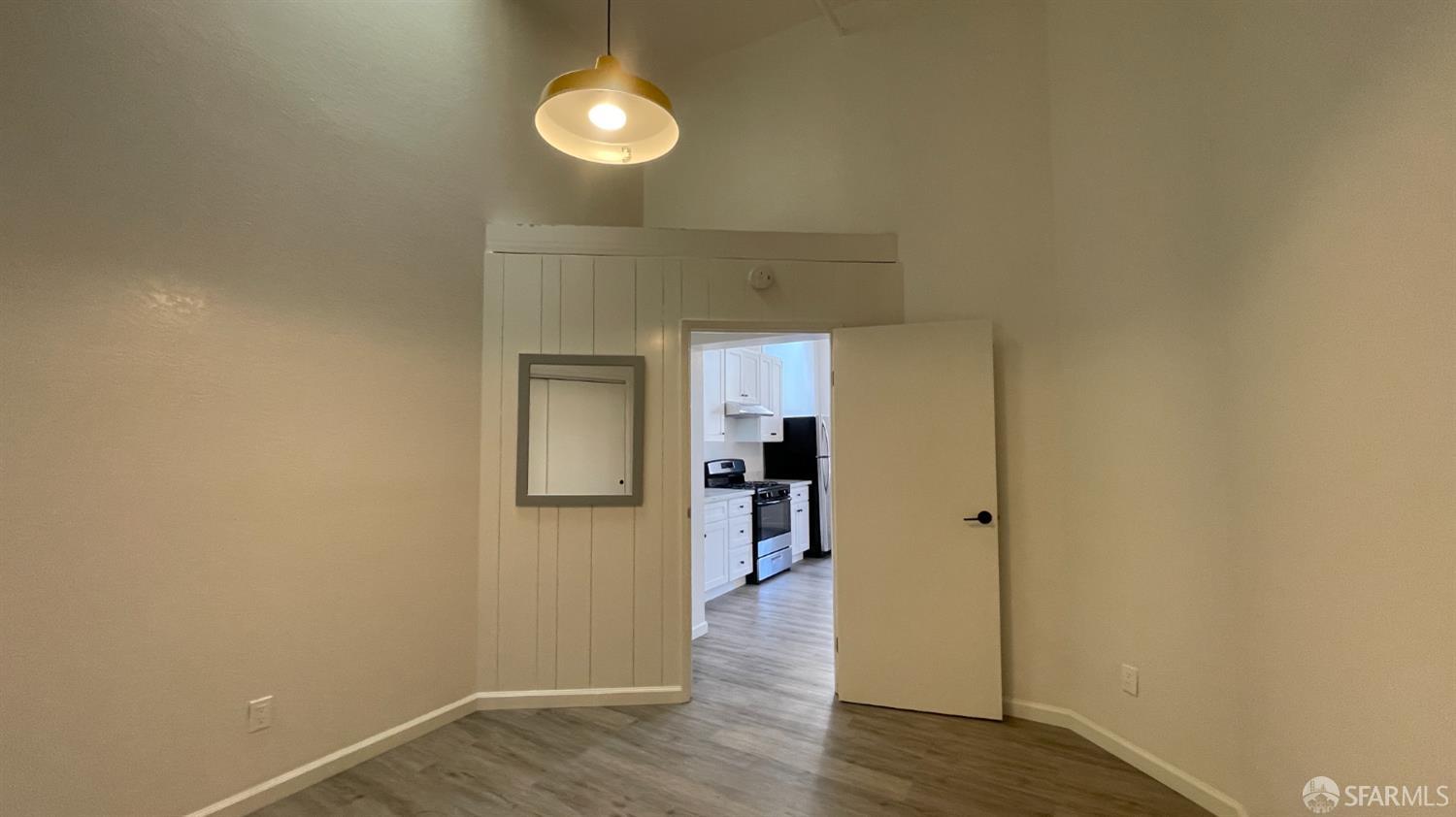 375 12th Street, Unit 6 Oakland, CA 94607 - Photo 7 of 8