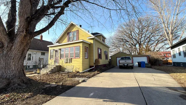 $232,000 | 34 S Terrace North, Fargo, ND 58102