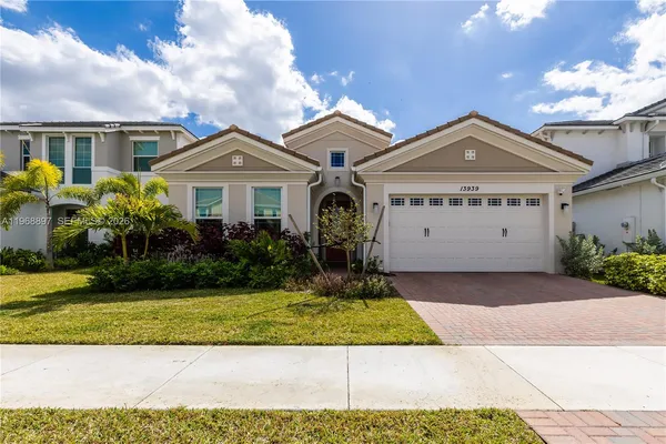 $3,600 | 13939 Prickly Cone Cove, Westlake, FL 33470