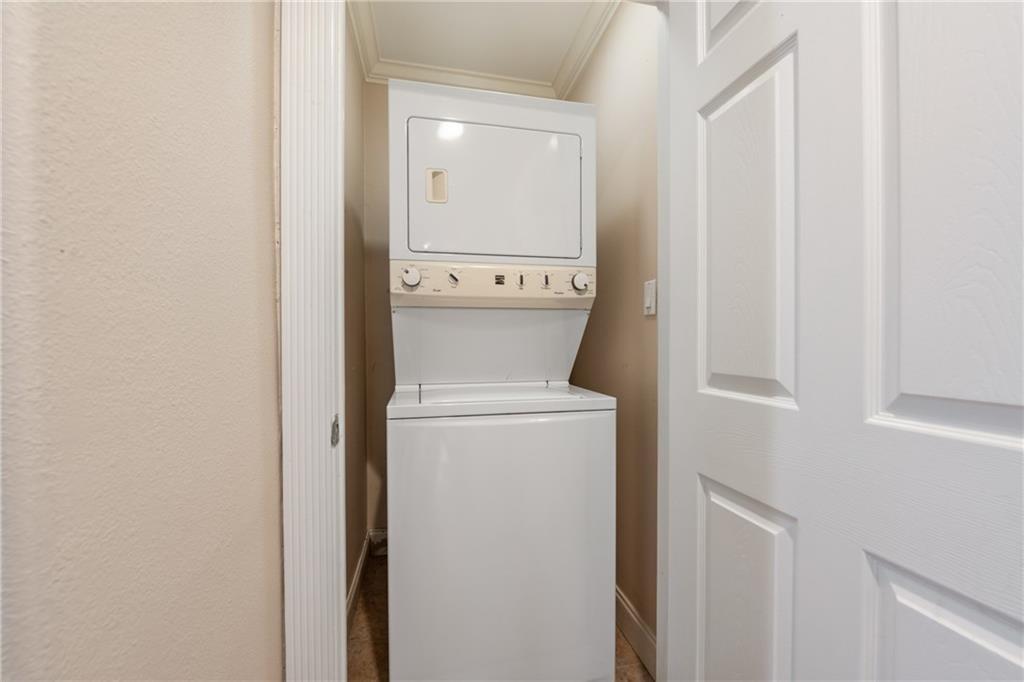714 East 45th Street Austin, TX 78751 - Photo 16 of 26 a utility room with dryer and washer