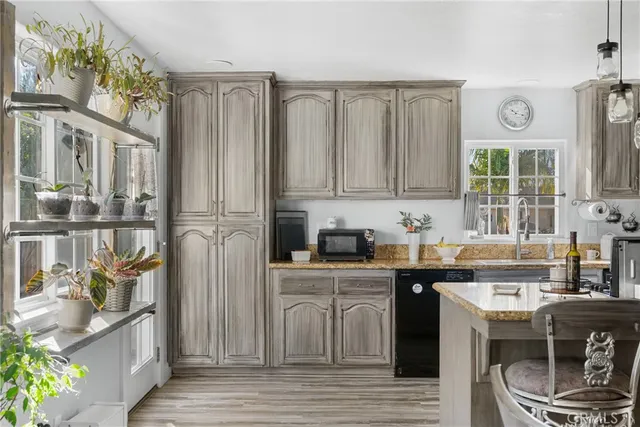 $718,900 | 607 East Monroe Street, Santa Maria, CA 93454