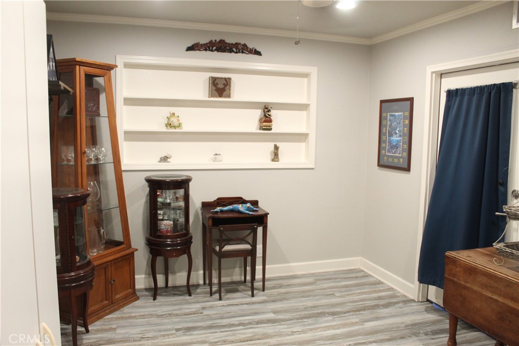 607 East Monroe Street Santa Maria, CA 93454 - Photo 5 of 31