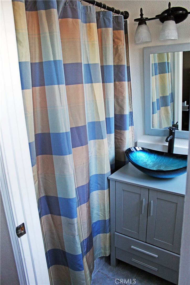 607 East Monroe Street Santa Maria, CA 93454 - Photo 9 of 31