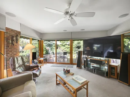 $799,000 | 912 Burnham Court, Glenview, IL 60025