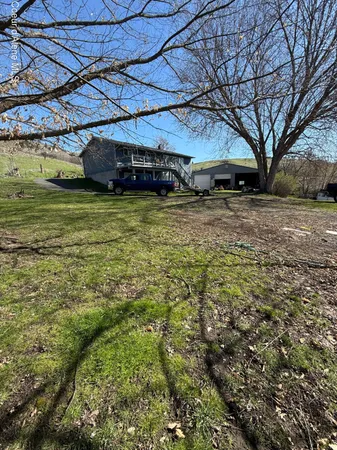 $800,000 | 19357 School Road, Lenore, ID 83541