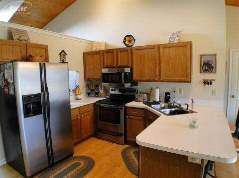 7282 West Ray Road Swartz Creek, MI 48473 - Photo 2 of 12 20243458-1.JPG