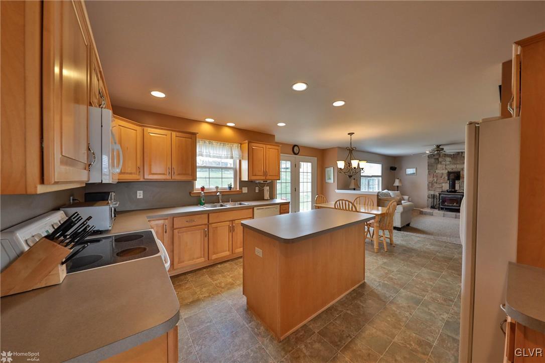124 Belfast Road Nazareth, PA 18064 - Photo 8 of 35 a kitchen with counter top space and appliances