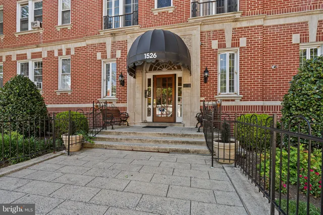 $2,250 | 1526 17th Street Northwest, Unit 115, Washington, DC 20036