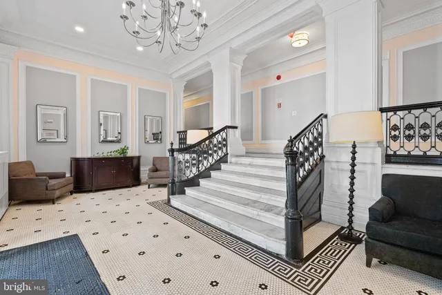 $2,250 | 1526 17th Street Northwest, Unit 115, Washington, DC 20036