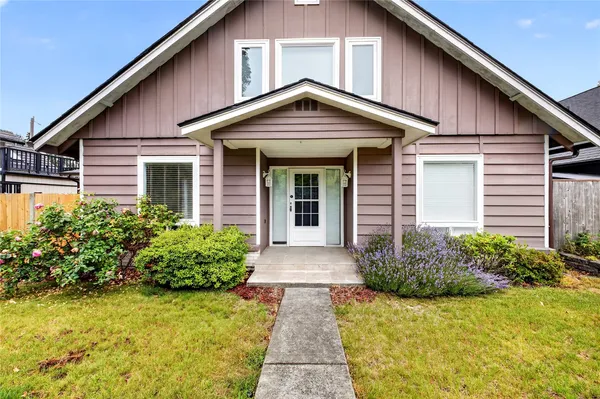 $467,500 | 6502 Avondale Road Southwest, Unit 4, Lakewood, WA 98499