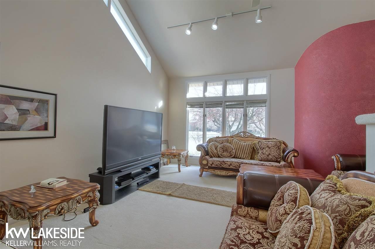 48407 Tilch Road Macomb, MI 48044 - Photo 6 of 34