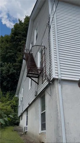 $380,000 | 372 Hawkins Street, Providence, RI 02904