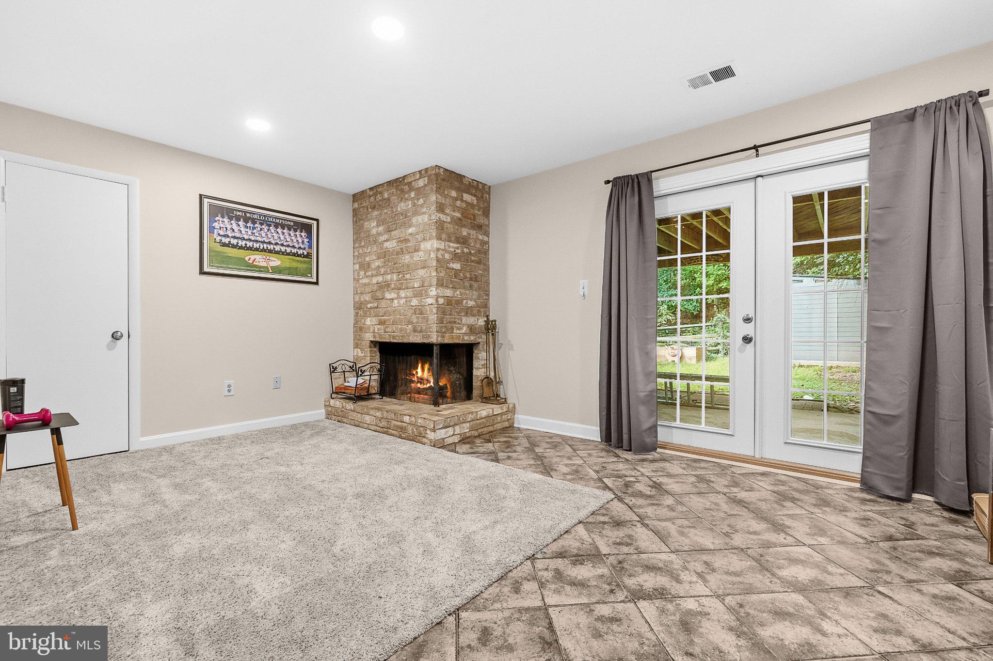 1962 Dundee Road Rockville, MD 20850 - Photo 36 of 47 Gallery Image 36