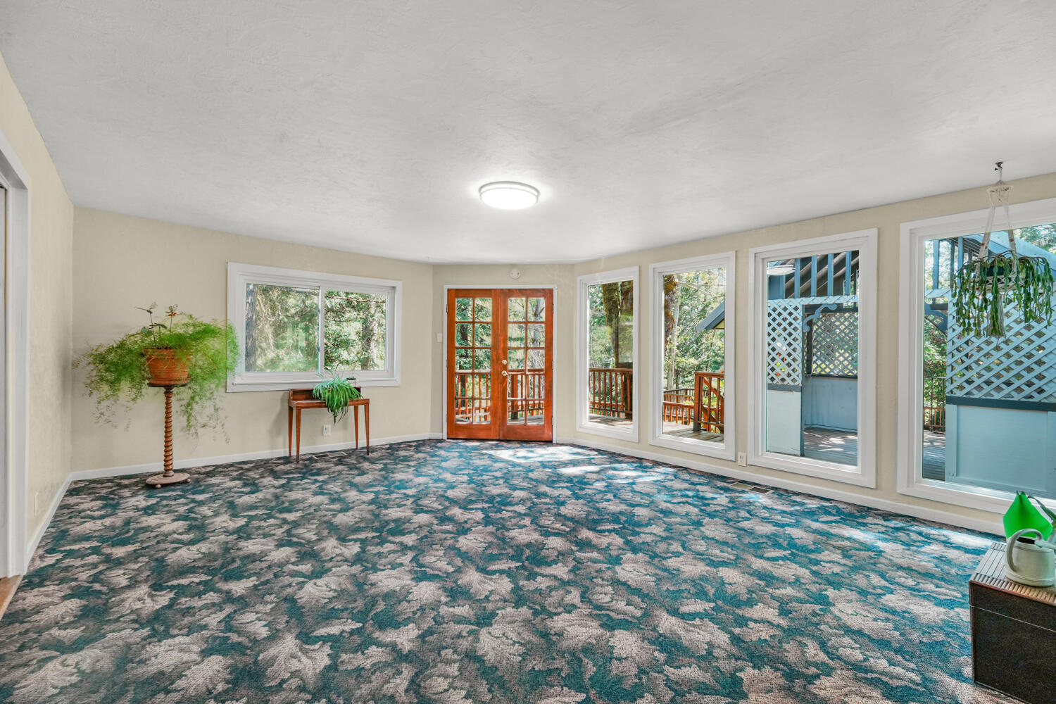 1381 Oak Hill Road Roseburg, OR 97471 - Photo 10 of 47 DSC00778