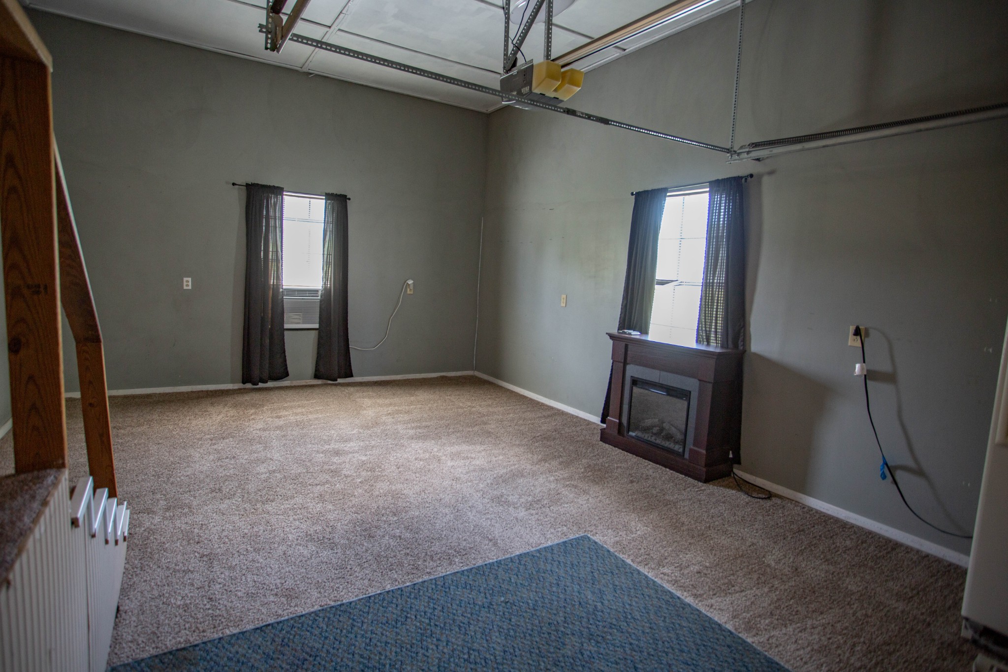 794 Chicken Road Lebanon, TN 37090 - Photo 19 of 25 an empty room with windows