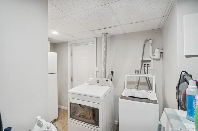 $729,000 | 29 Lexington Avenue, West Babylon, NY 11704