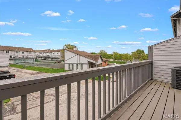 $2,195 | 3405 Sherman Park Drive, Unit 4C, St. Charles, MO 63303