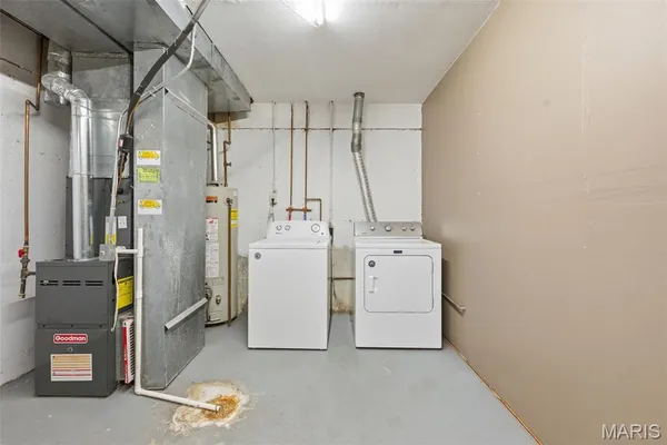 $2,195 | 3405 Sherman Park Drive, Unit 4C, St. Charles, MO 63303