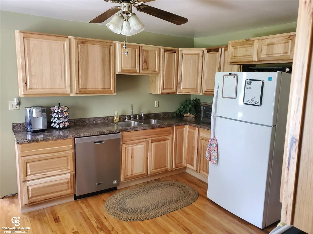 3726 Short Road Croswell, MI 48422 - Photo 3 of 32 Kitchen 2