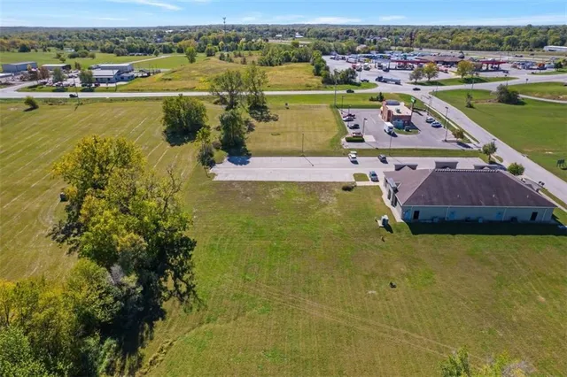 $169,000 | Lot 8 Granite Drive, Peculiar, MO 64078