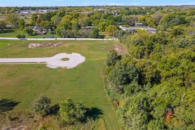 $169,000 | Lot 8 Granite Drive, Peculiar, MO 64078