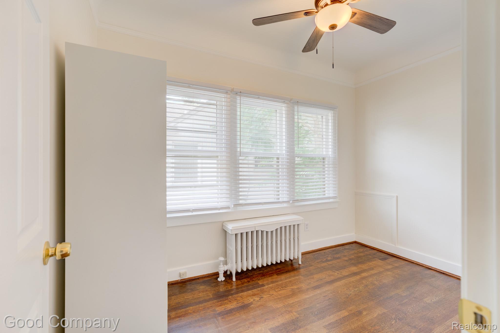 835 Allen Street Ferndale, MI 48220 - Photo 8 of 44 835 Allen St.-08.jpg