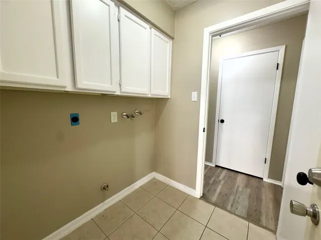 $2,000 | 3519 Acorn Way Lane, Spring, TX 77389