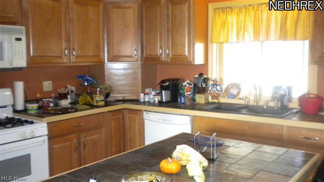 14935 Beloit Snodes Road Beloit, OH 44609 - Photo 2 of 22 Gallery Image 2