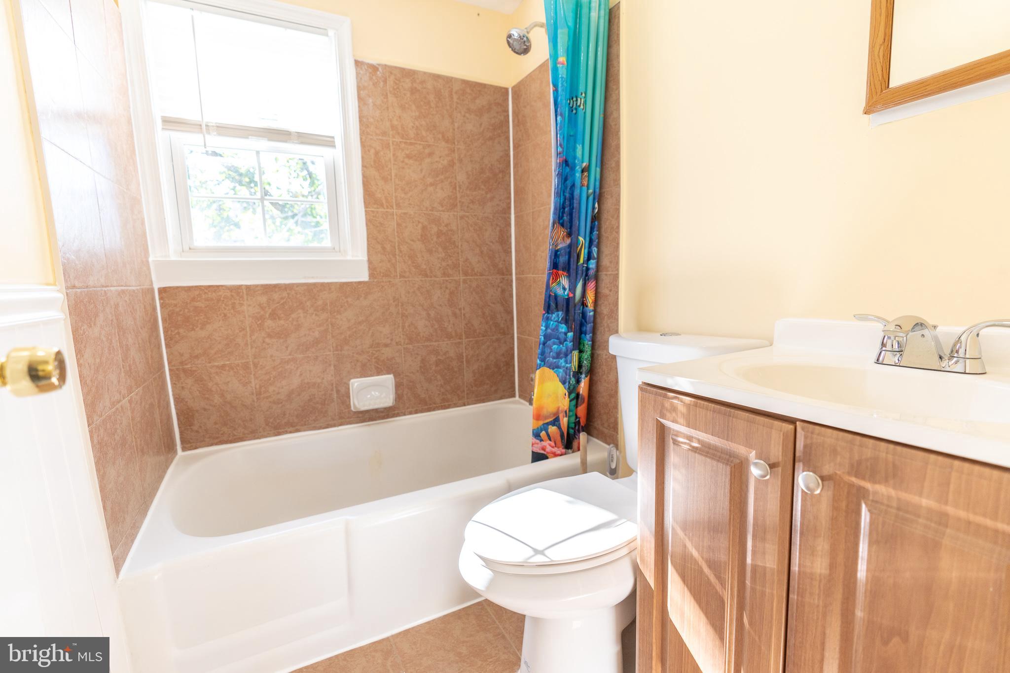 402 Avondale Road Baltimore, MD 21222 - Photo 8 of 14