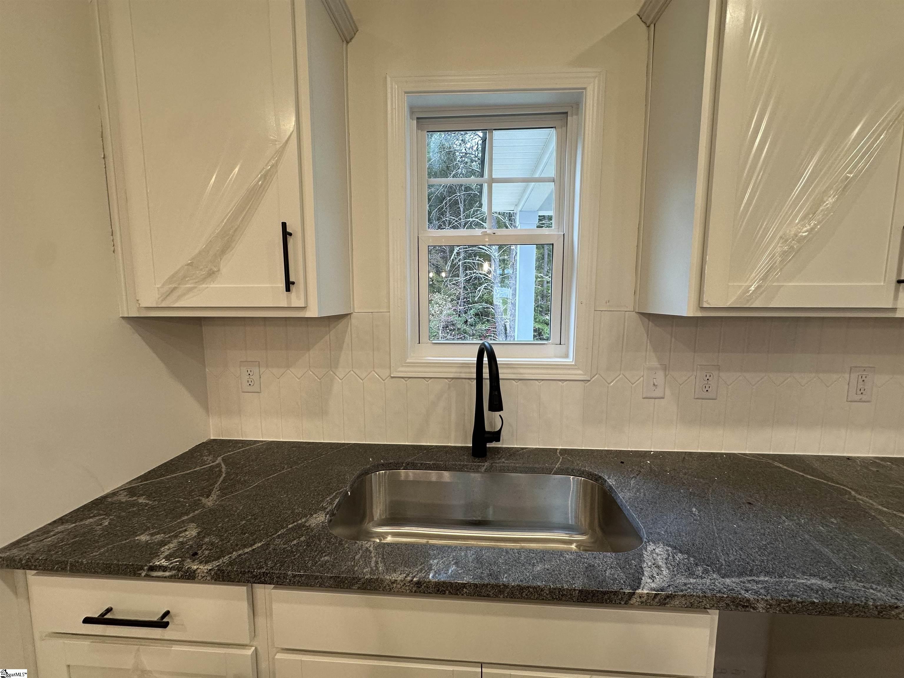 359 East Pyrenees Drive Lyman, SC 29365 - Photo 17 of 38