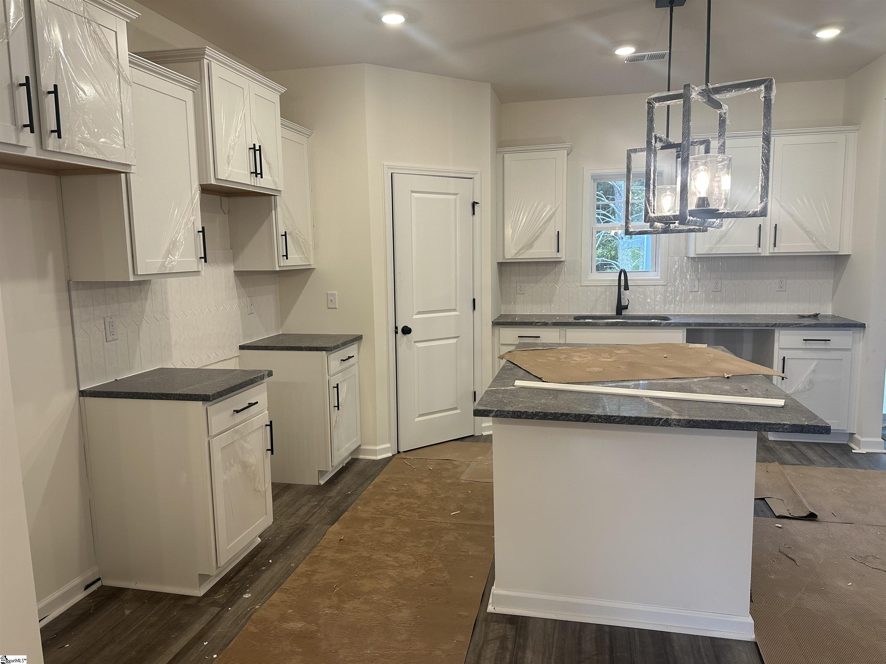 359 East Pyrenees Drive Lyman, SC 29365 - Photo 18 of 38