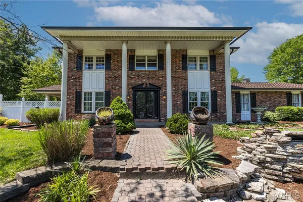 $450,000 | 529 Donna Drive, Jackson, MO 63755