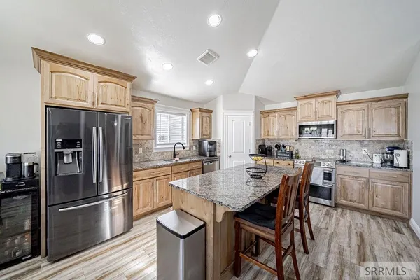 $549,900 | 1250 Bent Grass Drive, Ammon, ID 83401