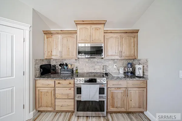 $549,900 | 1250 Bent Grass Drive, Ammon, ID 83401