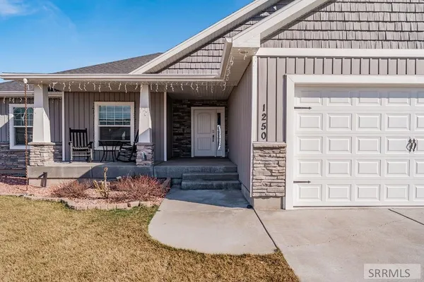 $549,900 | 1250 Bent Grass Drive, Ammon, ID 83401