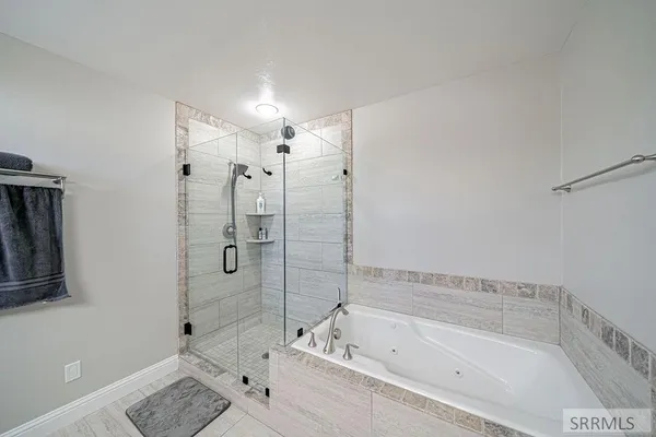 $549,900 | 1250 Bent Grass Drive, Ammon, ID 83401